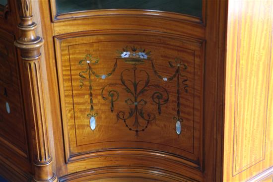 An Edwardian marquetry inlaid satinwood display cabinet, W.4ft D.1ft 6in. H.5ft 7in.